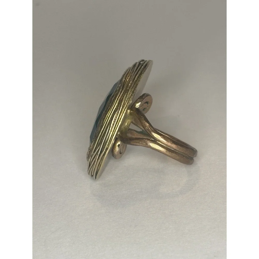 Vintage 70s Brutalist Gold Tone Sage Green Faceted Statement Ring Size 7.75